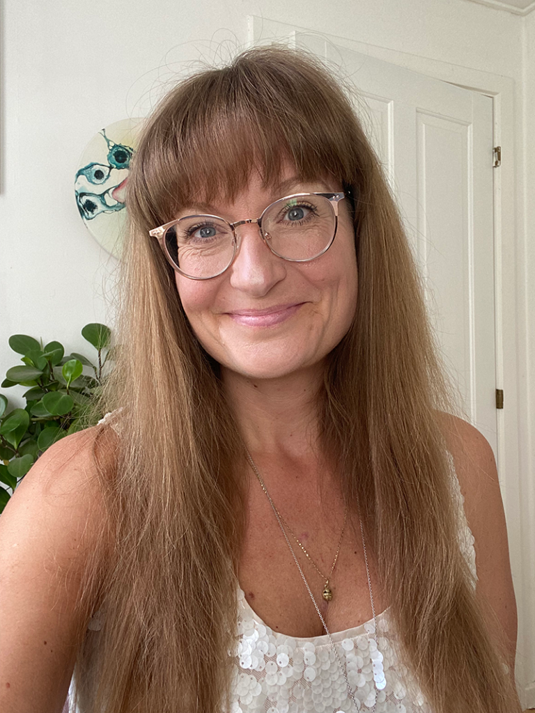 Spiritual Business Coach, Energy Alignment Method® Mentor, Maria Saraphina